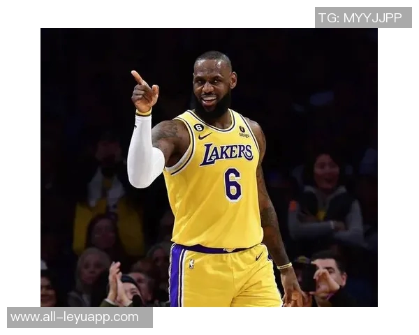 全队拼搏精神获赞湖人应以本场比赛为榜样继续奋战