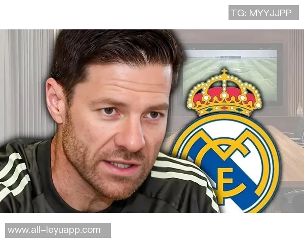 皇马中卫短缺却不提拔马丁内斯或因对其进行敲打策略 皇马中卫短缺却不提拔马丁内斯或因对其进行敲打策略